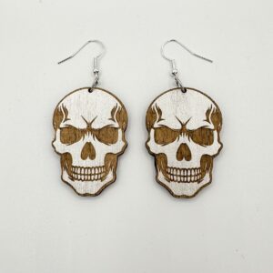 Pääkallomuoto-korvakorut