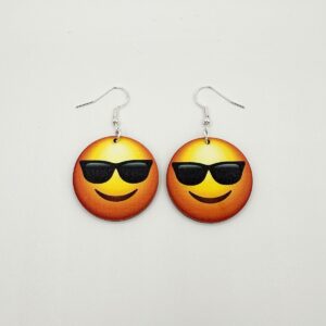 Aurinkolasit-emoji -korvakorut