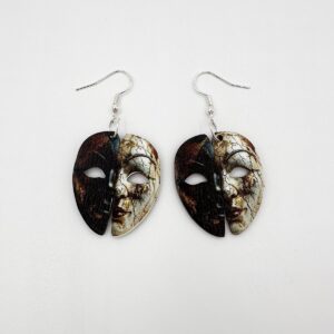 Teatterinaamio-korvakorut