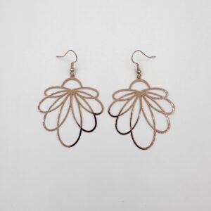 Metallinen iso kukkakorvakoru