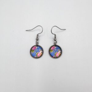 Lasiset kukkakorvakorut (useita erilaisia)