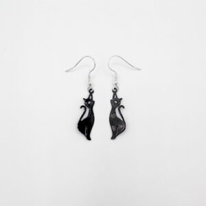 Metallinen kissa -korvakorut (useita värejä)